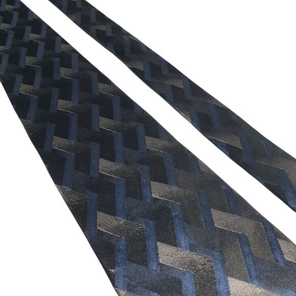 Arrow Chevron Pattern Silk Neck Tie Navy Blue Black Silver Office Dad Gift Retro - Picture 2 of 5